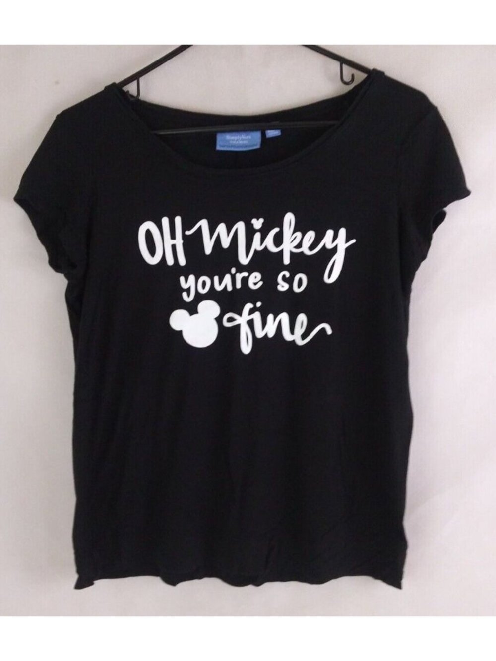 Simply Vera Vera Wang Oh Mickey You're So Fine Women's Black T-Shirt Size Medium
